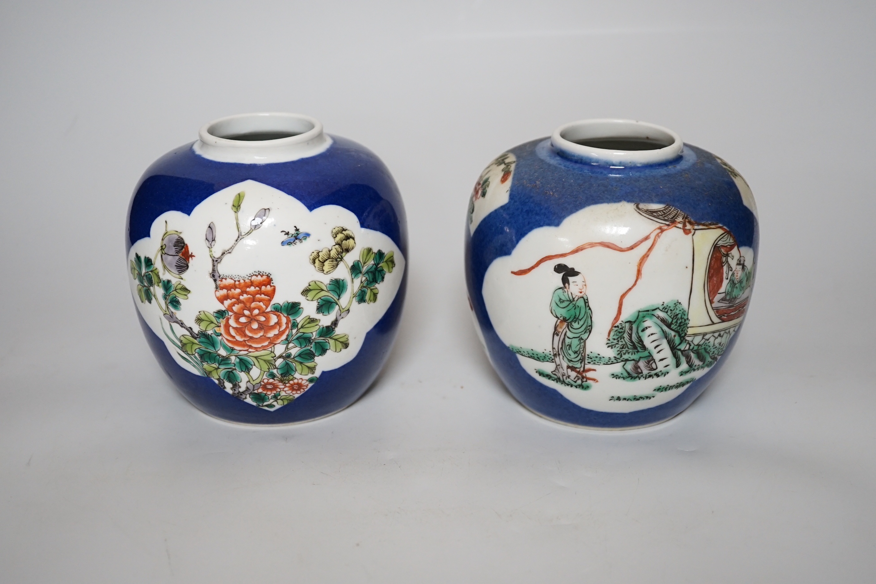 Two Chinese famille verte powder blue jars, early 20th century, 13cm high